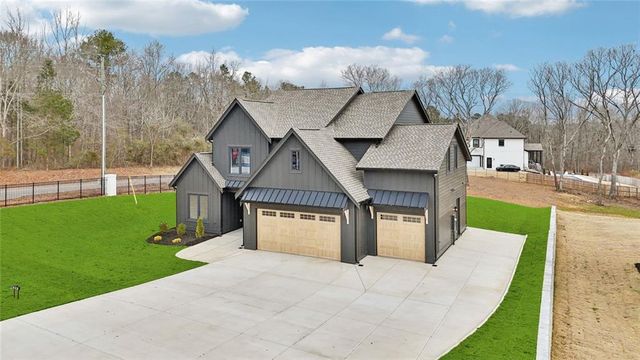 24 Rocking Wood Drive, Auburn, GA 30011