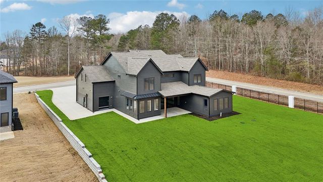 24 Rocking Wood Drive, Auburn, GA 30011