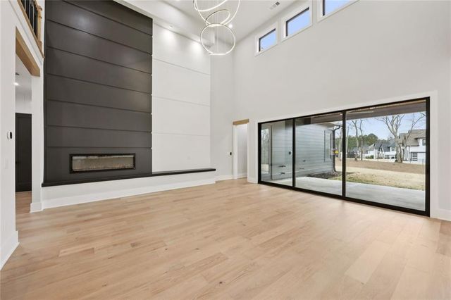 24 Rocking Wood Drive, Auburn, GA 30011