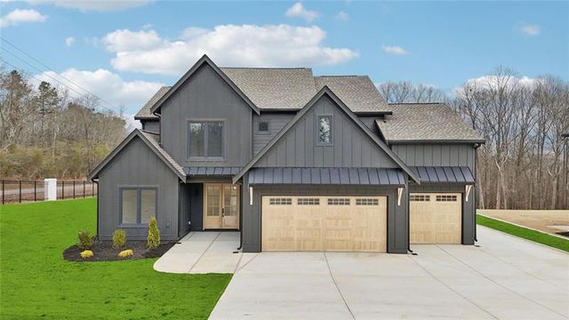 24 Rocking Wood Drive, Auburn, GA 30011