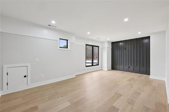 24 Rocking Wood Drive, Auburn, GA 30011