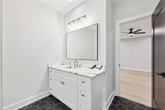 24 Rocking Wood Drive, Auburn, GA 30011