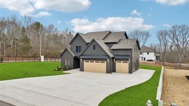 24 Rocking Wood Drive, Auburn, GA 30011