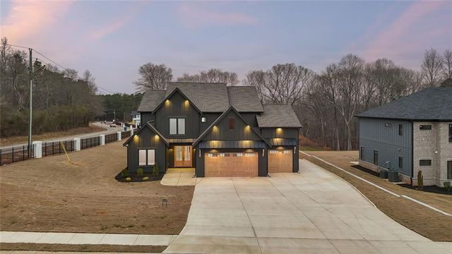 24 Rocking Wood Drive, Auburn, GA 30011