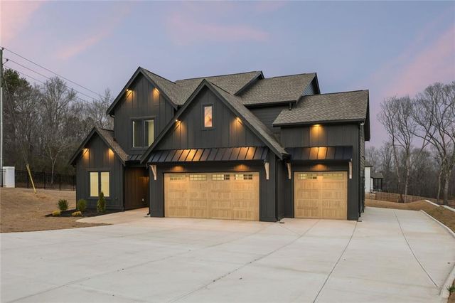 24 Rocking Wood Drive, Auburn, GA 30011