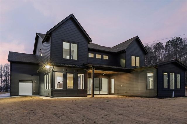 24 Rocking Wood Drive, Auburn, GA 30011