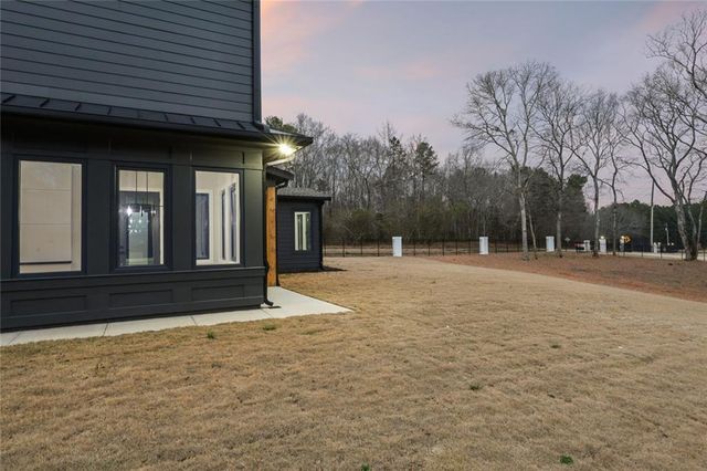 24 Rocking Wood Drive, Auburn, GA 30011