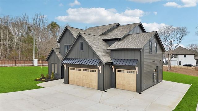 24 Rocking Wood Drive, Auburn, GA 30011