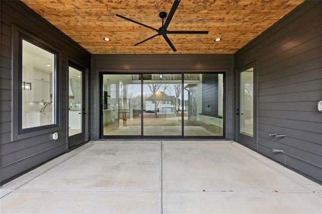 24 Rocking Wood Drive, Auburn, GA 30011