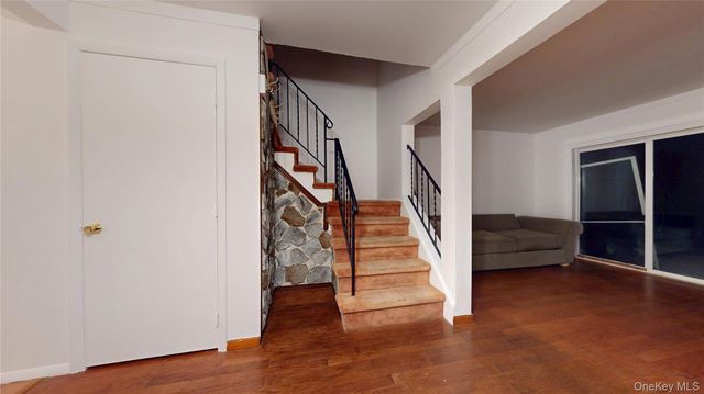 421 Rakov Road, Maybrook, NY 12543