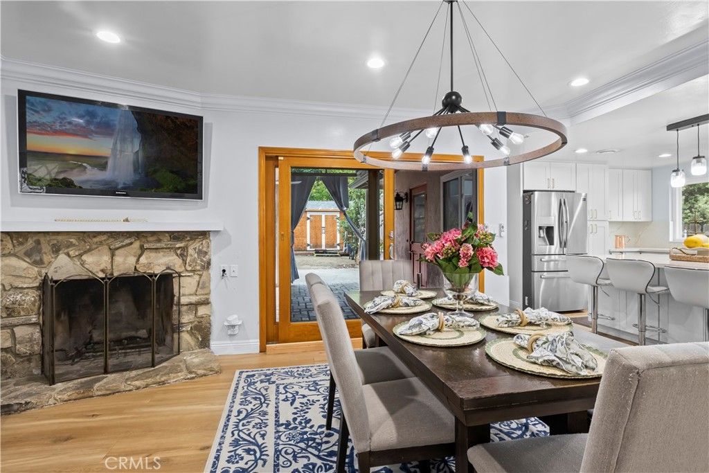 Image 18 of property listing at 309 Santa Anita Court, Sierra Madre, CA 91024