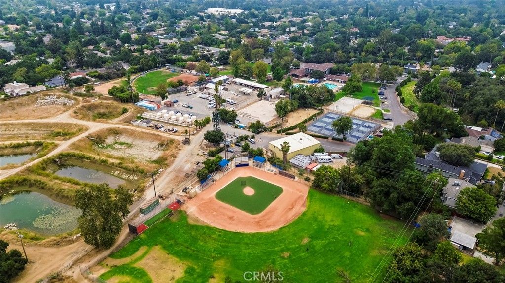 Image 43 of property listing at 309 Santa Anita Court, Sierra Madre, CA 91024