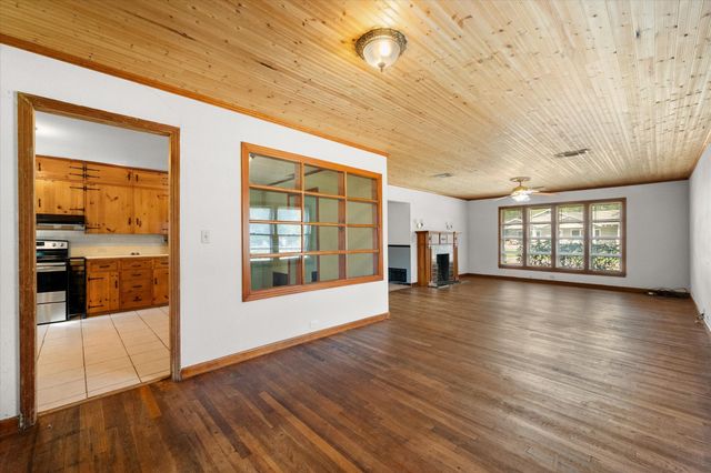 308 N 4th Street, Wortham, TX 76693