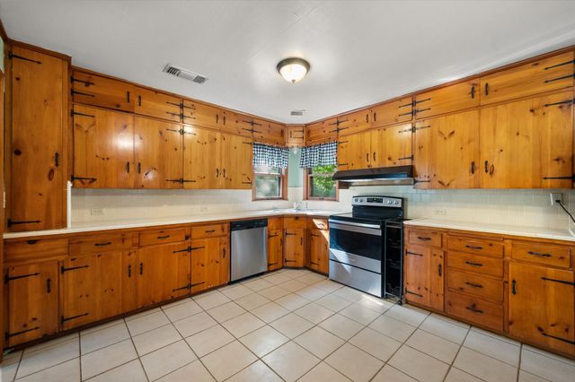 308 N 4th Street, Wortham, TX 76693