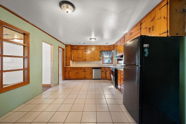 308 N 4th Street, Wortham, TX 76693