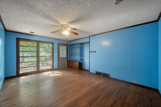 308 N 4th Street, Wortham, TX 76693