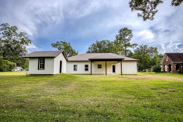 2535 Ashford Road, Ashford, AL 36312