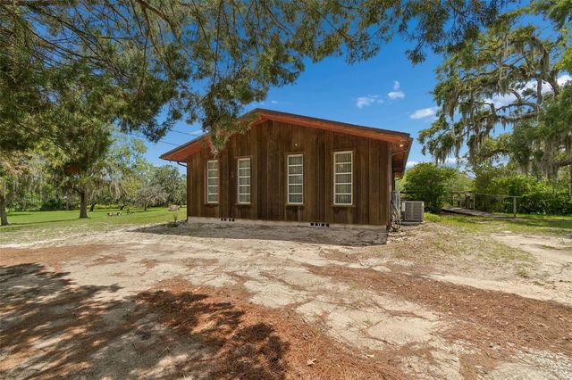 9400 INDALE DRIVE, New Port Richey, FL 34654
