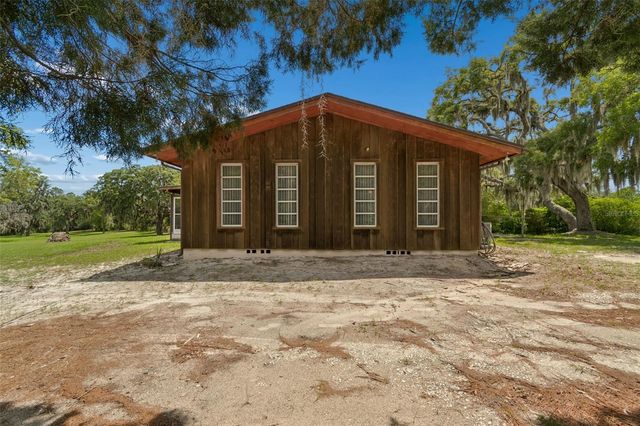9400 INDALE DRIVE, New Port Richey, FL 34654