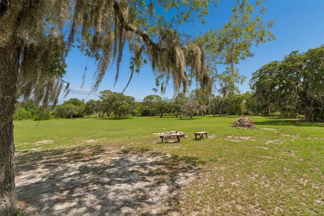 9400 INDALE DRIVE, New Port Richey, FL 34654