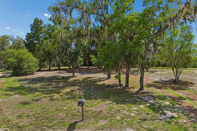 9400 INDALE DRIVE, New Port Richey, FL 34654