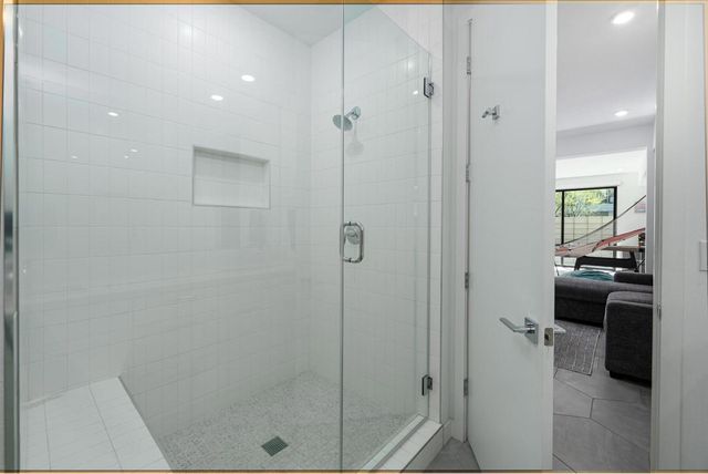 122 Cameron Center Drive, Palm Springs, CA 92264