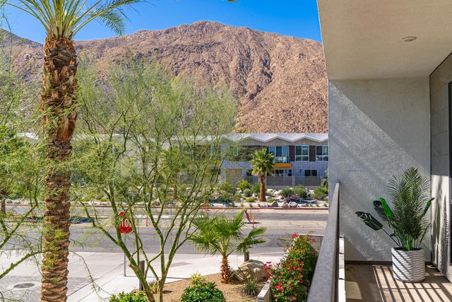 122 Cameron Center Drive, Palm Springs, CA 92264