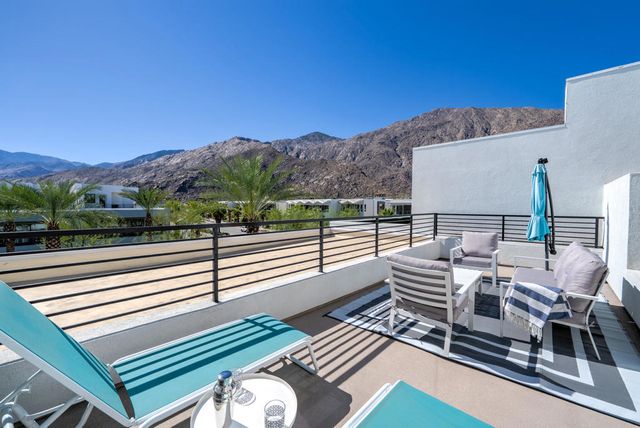 122 Cameron Center Drive, Palm Springs, CA 92264