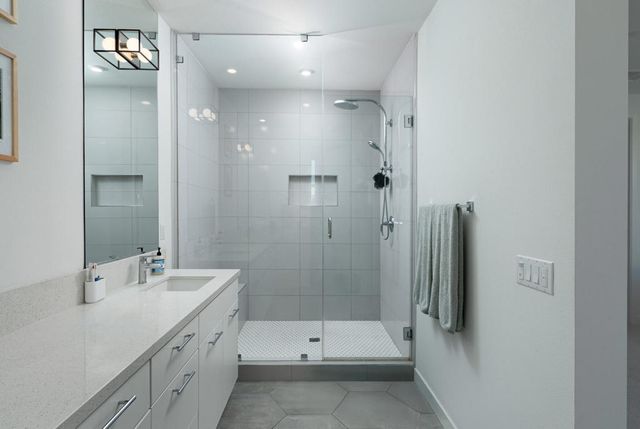 122 Cameron Center Drive, Palm Springs, CA 92264