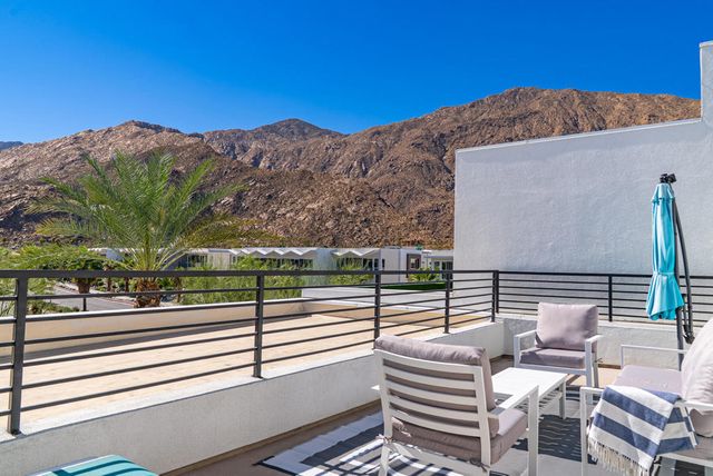 122 Cameron Center Drive, Palm Springs, CA 92264