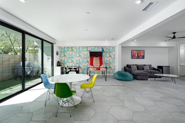 122 Cameron Center Drive, Palm Springs, CA 92264