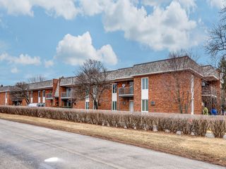 4129 Saratoga Avenue 106, Downers Grove, IL 60515