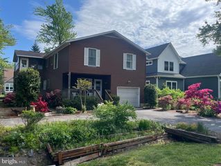8 GRAND PORT RD, Ocean Pines, MD 21811