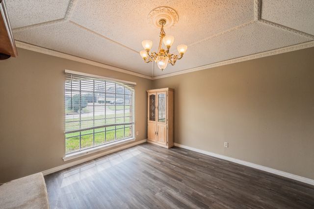 3814 Larkin Lane, Garland, TX 75043