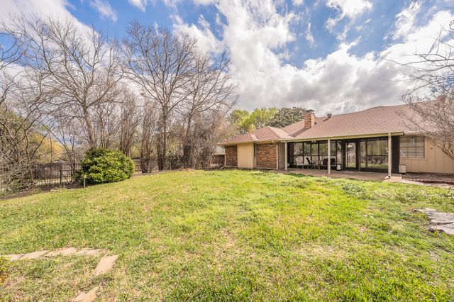 3814 Larkin Lane, Garland, TX 75043