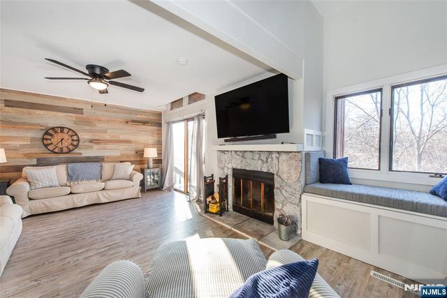 15 Village Way 5, Vernon, NJ 07462