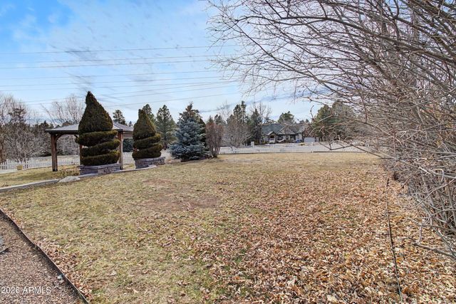 674 N HULET Lane, Flagstaff, AZ 86004