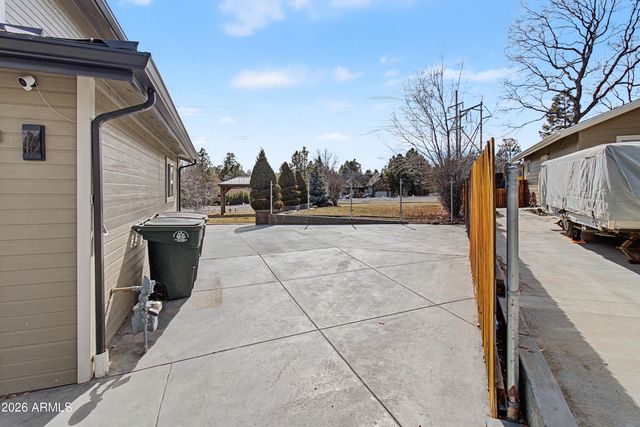 674 N HULET Lane, Flagstaff, AZ 86004