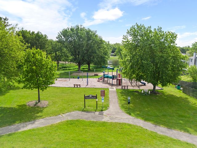 1623 Bayview Drive, Lake Zurich, IL 60047