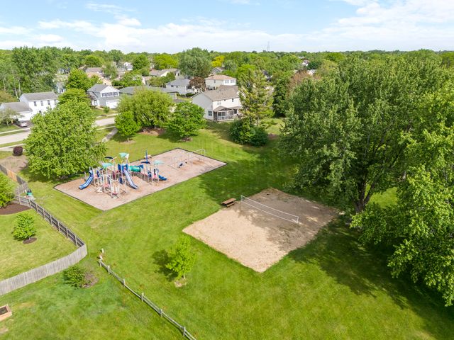 1623 Bayview Drive, Lake Zurich, IL 60047
