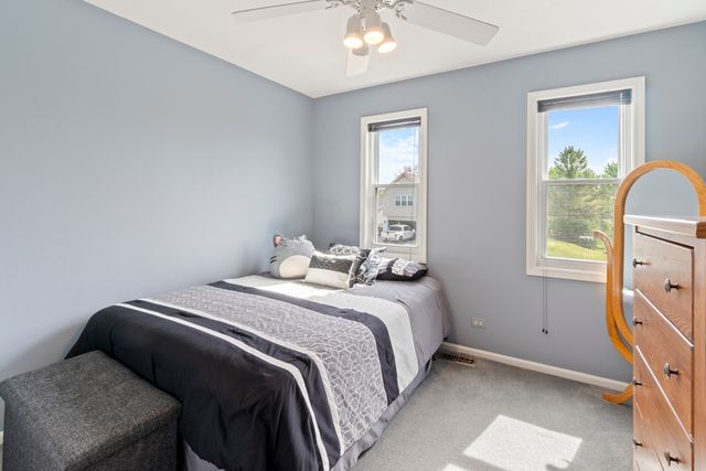 1623 Bayview Drive, Lake Zurich, IL 60047