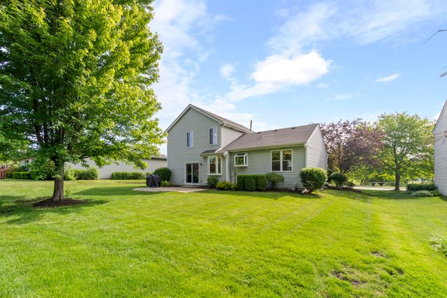 1623 Bayview Drive, Lake Zurich, IL 60047