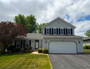 1623 Bayview Drive, Lake Zurich, IL 60047