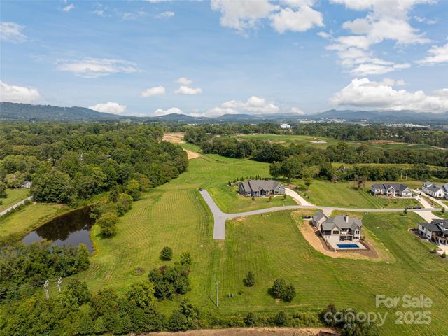 301 Majestic Ridge Road 57, Mills River, NC 28759