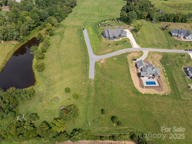 301 Majestic Ridge Road 57, Mills River, NC 28759