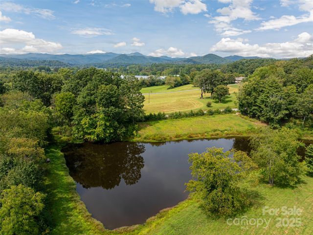 301 Majestic Ridge Road 57, Mills River, NC 28759