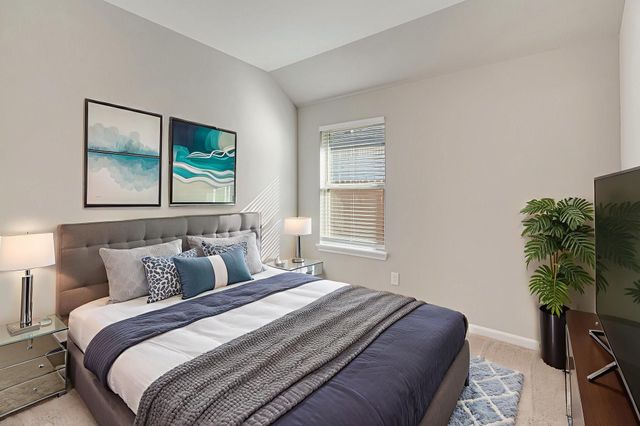 2926 Grand Hawthorne Road, Conroe, TX 77385