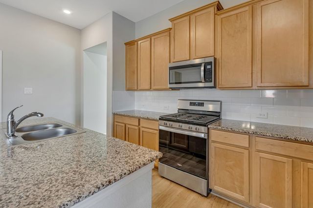 2926 Grand Hawthorne Road, Conroe, TX 77385