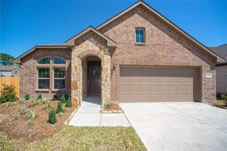 2926 Grand Hawthorne Road, Conroe, TX 77385