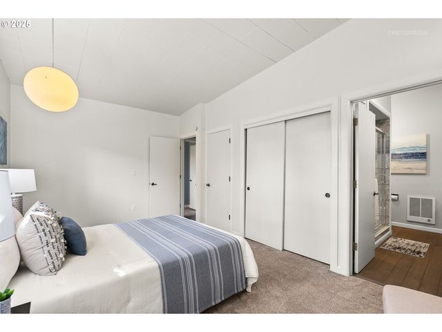 57647 CEDAR SPRINGS Dr, Scappoose, OR 97056